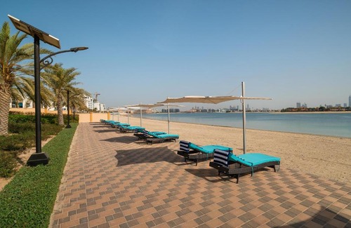 Palm Jumeirah Apartamento | Amazing BeachFront Apartments near Atlantis Waterpark by Simply Comfort Sarai Palm Jumeirah