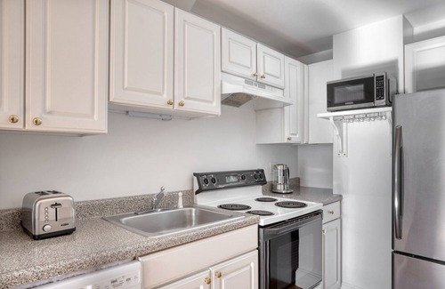Beacon Hill Apartamento | Amazing Beacon Hill 2BR w/ W/D, nr Boston Common, by Blueground