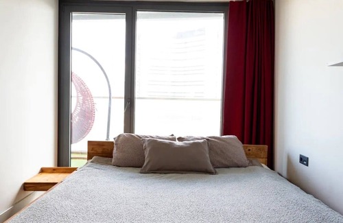 Bomonti Apartamento | Amazing Central King Suite in 2 BR condo W Pool & Gym ( Ideal for long Stay)