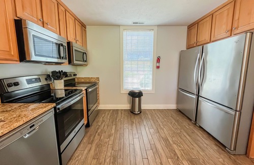 Thayerville Casa | Amazing Central Location! Lakefront! Hot tub/dock!