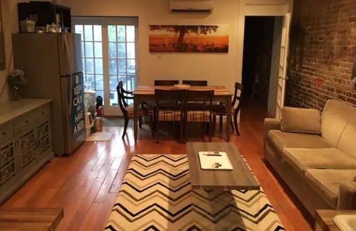 Dupont Casa | Amazing Central Park Garden Apartment !!