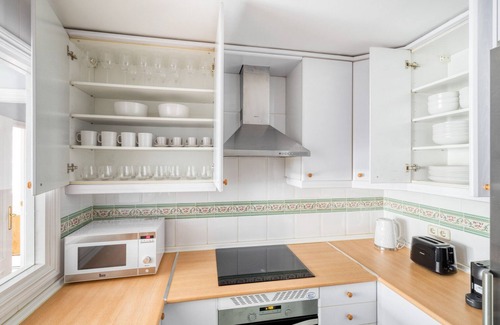 Nueva España Apartamento | Amazing Chamartín 2BR, near Real Madrid Stadium, by Blueground