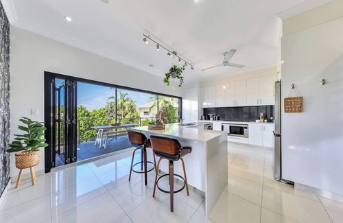 Stuart Park Casa | Amazing city views in this 3 bedroom home with stunning plunge pool