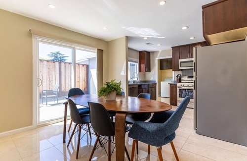 Rancho Rinconada Casa | Amazing Cupertino 4BR w/ Backyard, close to Restaurants, by Blueground
