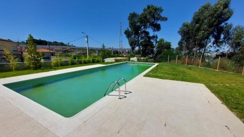 Vila Nova de Gaia Apartamento | Amazing Design With Garden & Pool by Vacationy