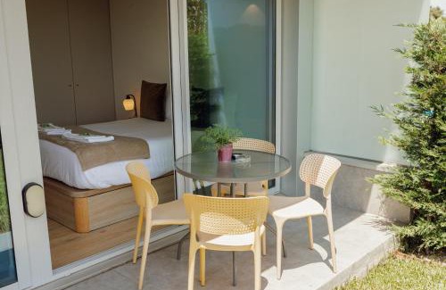 Vila Nova de Gaia Apartamento | Amazing Design With Garden & Pool by Vacationy