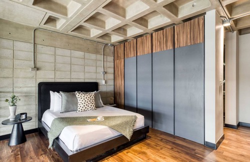 Avenida Revolución Apartamento | Amazing Duplex Loft in TJ's Best Location: Rooftop+Fire Pit