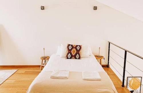 Alcantara Apartamento | Amazing Duplex with a View Belem