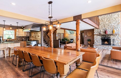 Long Pond Casa | Increíble finca de lujo en el corazón de Poconos con piscina privada climatizada y jacuzzi