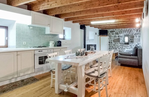 Essertines-en-Chatelneuf Casa | Impresionante casa en.