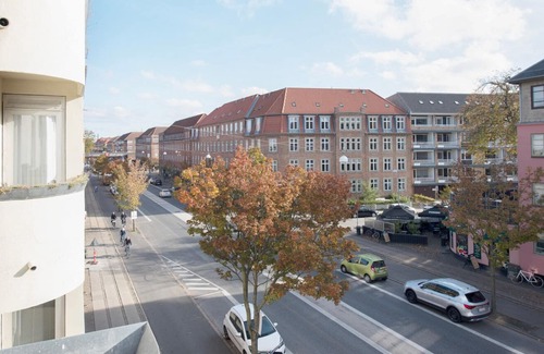 Frederiksberg Apartamento | Amazing Frederiksberg 2BR w/ W/D & Office, nr Peter Bangs, by Blueground