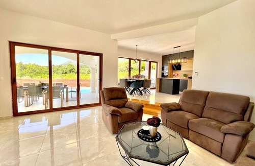 Stankovici Villa | Holiday Villa ALL IN