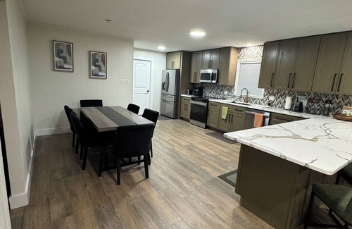 Valdosta Casa | Amazing Home Away From Home