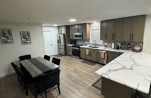 Valdosta Casa | Amazing Home Away From Home