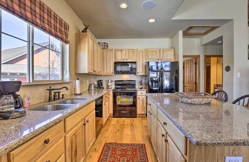 Silvercreek Casa | Amazing Home Directly on the Lift! Ski-In/Out, Private Hot Tub, Amazing Views!