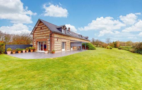 Saint-Aubin-Routot Casa | Amazing Home In Saint-Aubin-Routot