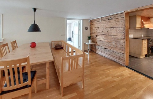 Or Casa | Amazing home in ör with WiFi