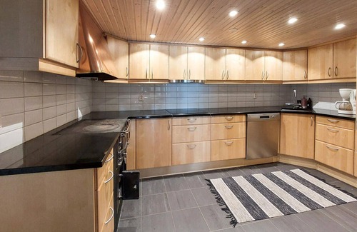 Or Casa | Amazing home in ör with WiFi