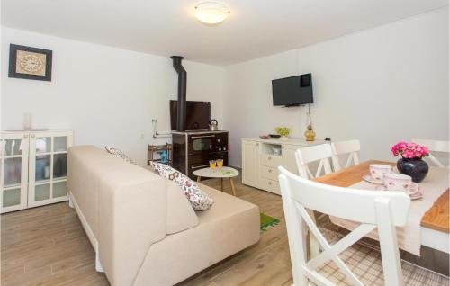Citluk Casa | Amazing Home In Bajagic