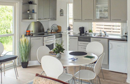 Hvidbjerg Strand Casa | Acogedora casa en Børkop con WiFi