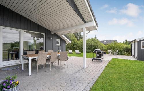 Tranum Casa | Amazing Home In Brovst With Kitchen