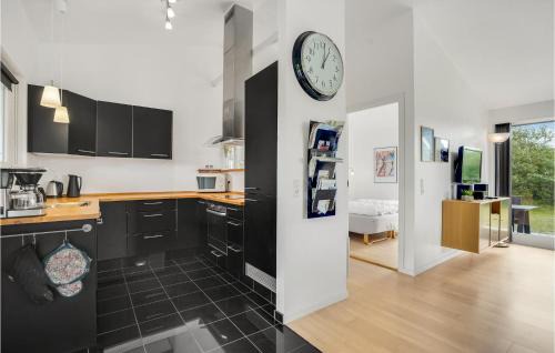 Tranum Casa | Amazing Home In Brovst With Kitchen