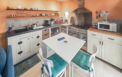 Cessenon-sur-Orb Casa | Amazing Home In Cessenon-Sur-Orb