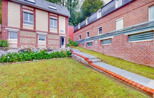 Veulettes-sur-Mer Casa | Amazing Home In Veulettes-Sur-Mer