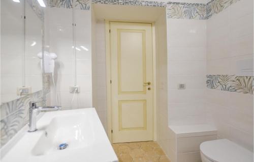 Giungano Casa | Amazing Home In Giungano With Wifi
