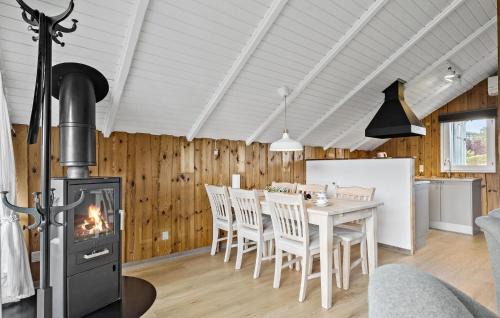 Hejlsminde Strand Casa | Amazing Home In Hejls With Wifi