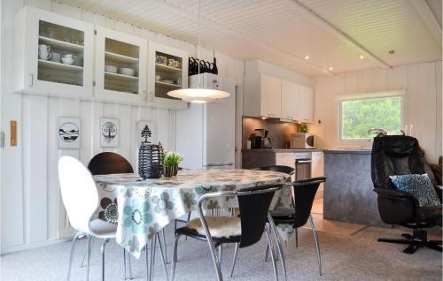 Hvide Sande Casa | Amazing Home In Hvide Sande With Sauna
