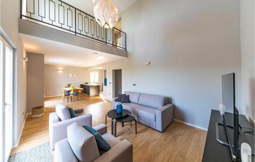 Plano Casa | Amazing Home In Kastel Stafilic