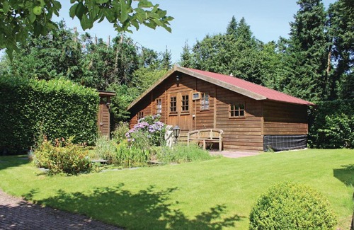 Ede Casa | Amazing home in Lunteren with 4 Bedrooms and WiFi