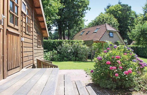 Ede Casa | Amazing home in Lunteren with 4 Bedrooms and WiFi