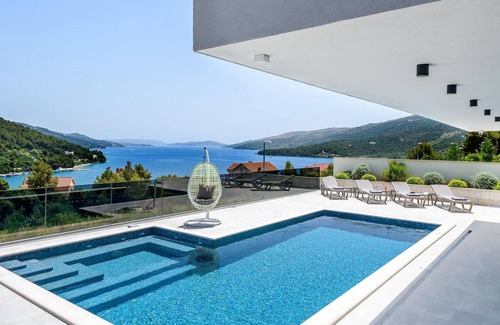 Marina Casa | Impresionante casa en Marina con sauna