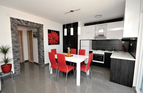 Municipality of Trogir Casa | Increíble casa en Mastrinka con sauna