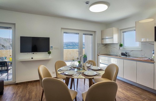 Metajna Casa | Villa Bernarda II