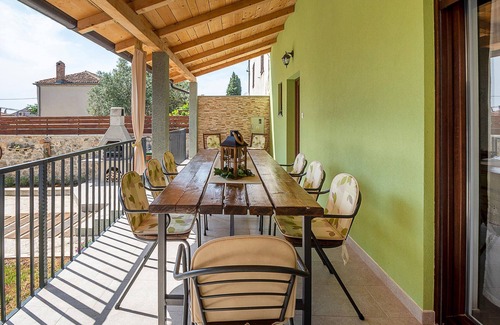 Sikici Casa | Hermosa casa en Sikici con WiFi