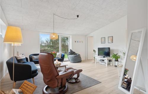 Lihme Casa | Amazing Home In Spøttrup With Wifi