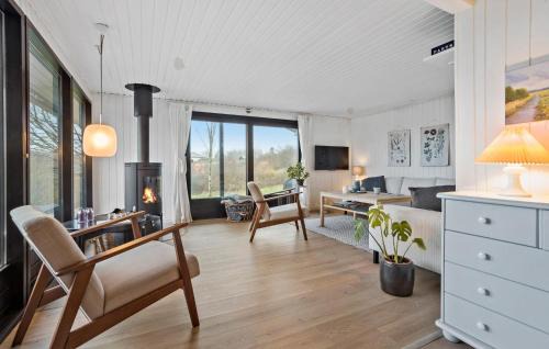 Lihme Casa | Amazing Home In Spøttrup With Wifi