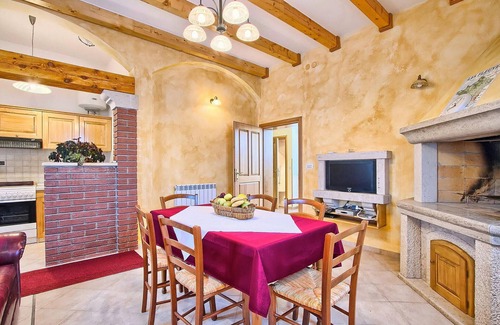 Tinjan Casa | Increíble casa en Tinjan