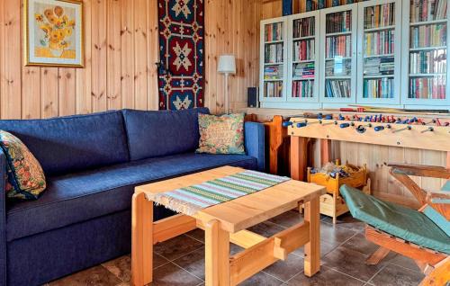Al Municipality Casa | Amazing Home In Tunhovd With Sauna
