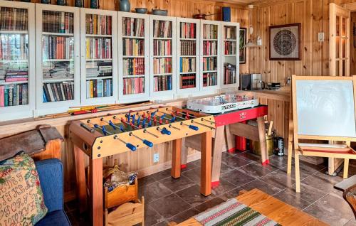 Al Municipality Casa | Amazing Home In Tunhovd With Sauna