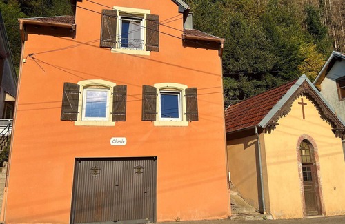 Walscheid Casa | Increíble casa en Walscheid con cocina.