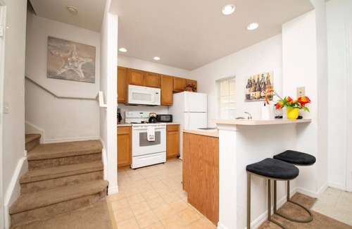 Venetian Bay Villages Casa | Amazing Home near Disney / 4 Pools / Gym / Pet Friendly 🏠