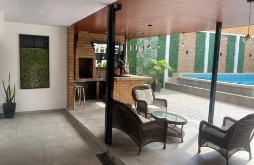 Macará Casa | Amazing home with outdoor space, Pool and Parking
