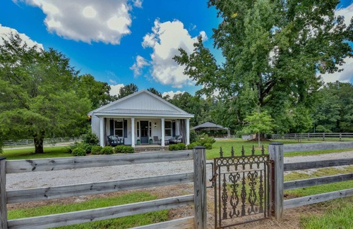 Tuscaloosa Casa | Amazing horse farm/venue right outside of Ttown!