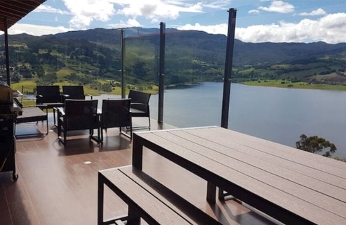 Choconta Casa | Increíble casa en el embalse del sisga con vista y jacuzzi