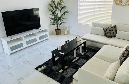 Sunrise Valley Casa | Amazing House🌟close the downtown
