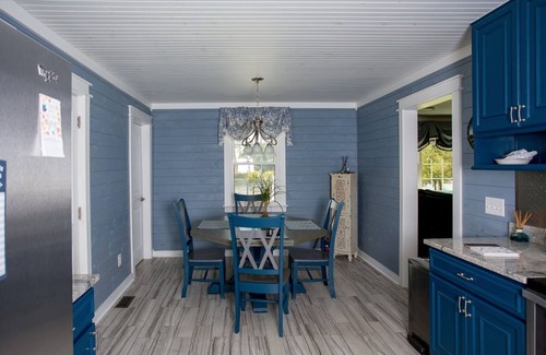 Columbia Casa | Amazing lake house on Lake Murray, Columbia w/ private dock, outdoor kitchen.